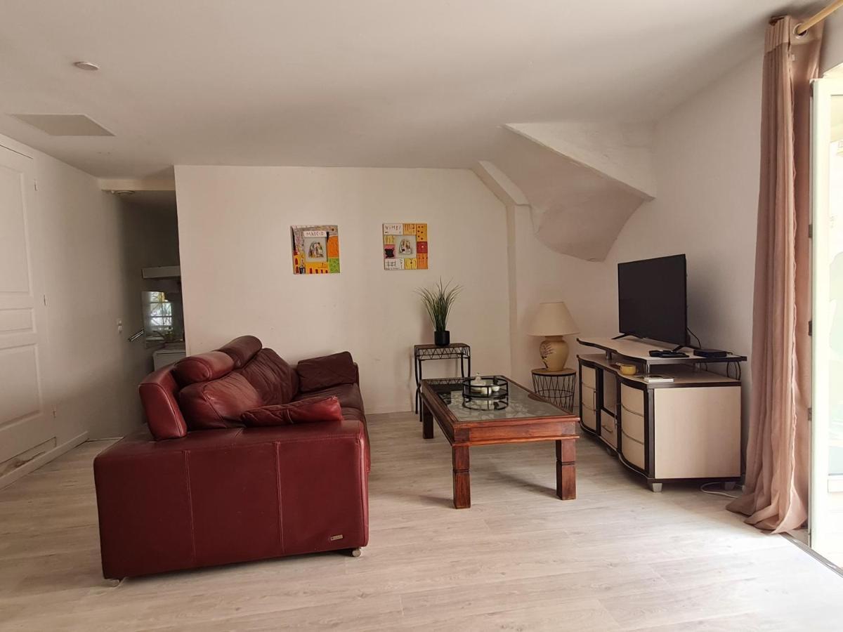 Appt 2 Pieces A 15 Mn Du Salagou Paulhan Extérieur photo